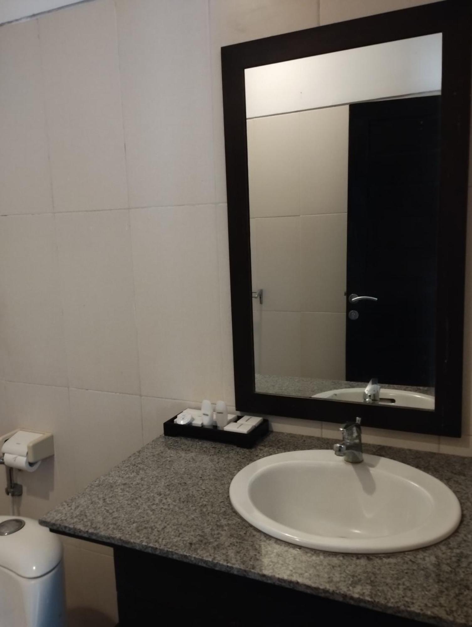 Mamo Hotel Uluwatu Pecatu  Bagian luar foto